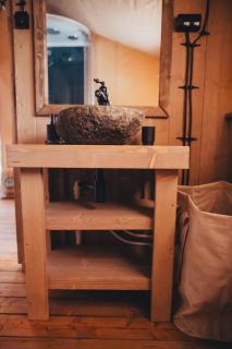 Wolny Las Glamping na Mazurach - Ławki - 6