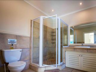 River Club 4262 - full back-up power! - Plettenberg Bay - 6