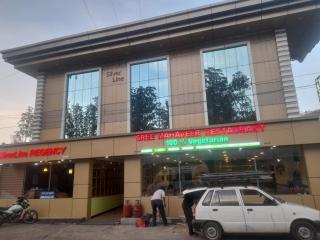 Hotel SilverLine Regency Munnar - Munnar - 6