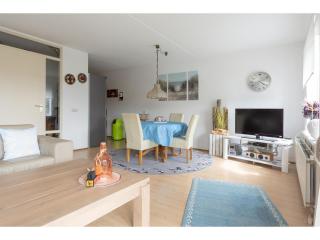 Stunning apartment near sea by Belvilla - Julianadorp - 2