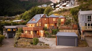 Majestic Waters - Queenstown - 7