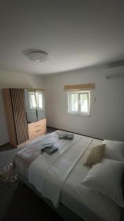 silent and close to sea 1st floor - Biograd na Moru - 0