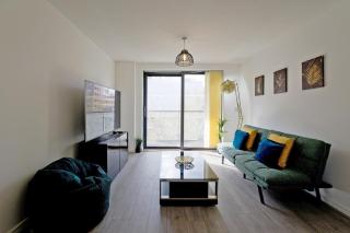 Luxury Flat Apartment - Lakeside View in London - Abbey Wood - 1