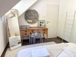 Boho Chic Penthouse - 2