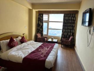 Hotel Amar Palace With mountain view - 7