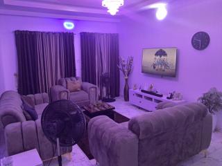 Comfort Homes - Cozy Apartment in Egbeda - Okunola - 3