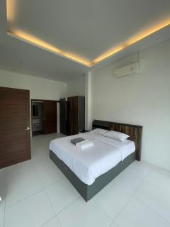 The white villa - Ban Phang Ka - 4