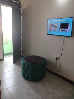 Cozy Studio in the Heart of It All - Mombasa - 3