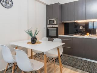 Symposio Apartments 2 - 8