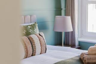 Newly Renovated Stylish Urban Modern 2BED 1Bath E14 Flat - Londra - 6