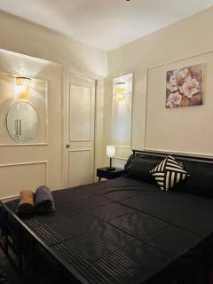 The Prestige Escape by Royal Rooms - Noida - 2