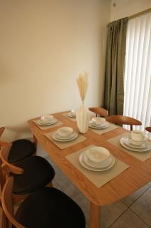 Entire Stylish 2-Bedroom Townhouse, Beach & Disney - Huntington Beach - 1
