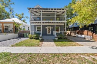 Sanford Splash l Pool l Dogs OK l Walk to DNTN - 2