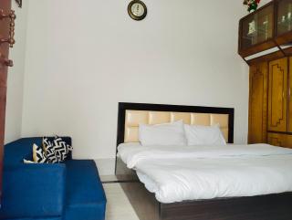 Private Bedroom 15 mins from Kashi Vishwanath Temple - Varanasi - 3