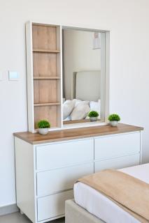 Burj Khalifa View, Luxury Two-Bedroom Residence, PlayStation 5, Swimming Pool and Fitness Center - 1