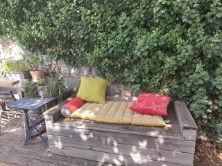 Maison avec jardin au coeur du village - 7