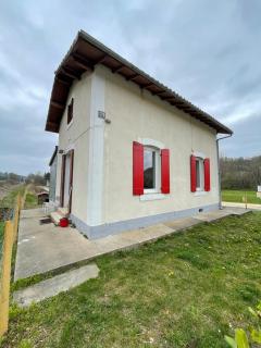 La petite maison - - 0