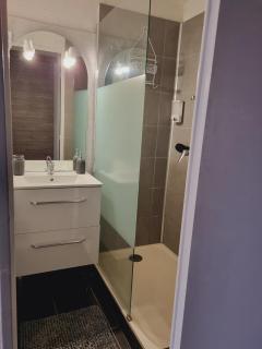 "Le Liberty" Appartement calme et cosy avec vue piscine et montagnes - 3