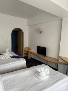 BRIZA Boutique Hotel Mamaia - Mamaia - 3