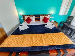Shri Rvk Gouris Home stay - Anachal - 4