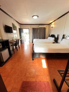Local Guesthouse - Vang Vieng - 9
