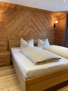 Großzügige Ferienwohnung Gimpl Kathi mit Bergblick - Ruhpolding - 0