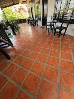 Local Guesthouse - 1