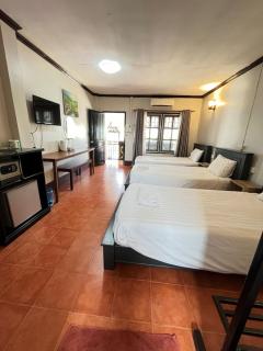 Local Guesthouse - Vang Vieng - 7