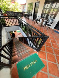 Local Guesthouse - Vang Vieng - 3