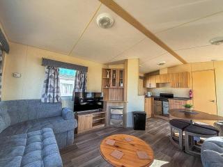 Cosy 8 Berth Caravan For Hire At Manor Park In Hunstanton Ref 23065T - Hunstanton - 4
