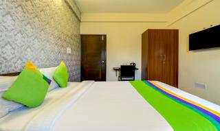 Treebo 12 Degrees West, 750 Mts From Embassy Golf Links Business Park - Bangalore - 3