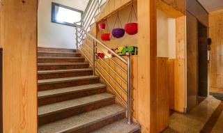 Treebo 12 Degrees West, 750 Mts From Embassy Golf Links Business Park - Bangalore - 6