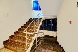 Super Townhouse Hatigaon Near Medicity Formerly Hotel Grand Majesty - Dispur - 2