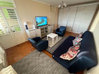 Comfort & Style Panoramic Urban Retreat 2 - Belgrado - 9