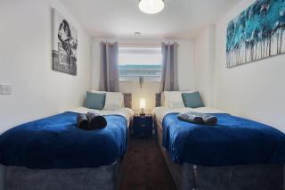 Stylish Leeds City Centre 2BR - Free Parking - 2 Mins to First Direct Arena - Central Station - 7