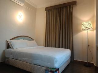 ERICCA 3 Bedroom Seaview Suite, Glory Beach Resort, PD - Port Dickson - 1