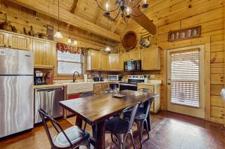 Cliffords Mill - Pigeon Forge - 4