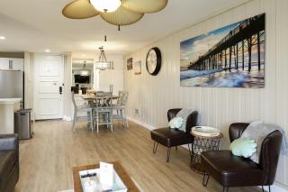 Oceanside Beach Condos - Oceanside - 9