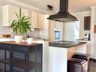 Modernes Designer Apartment mit Balkon 5 Min zum Oktoberfest & City - Munich - 3
