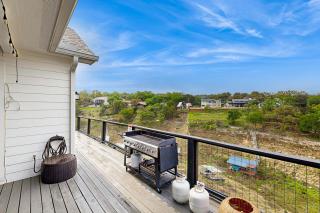 Lake Loop Retreat - Austin - 7