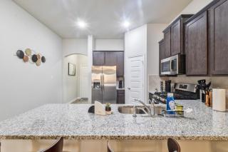 Oreo Home Stay - San Antonio - 4