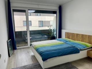 Modern Apartment Slnečnica with Free Parking - Rovinka - 9