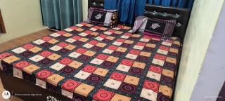 Maa jamwanti homestay - Ayodhya - 8