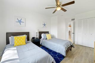 Spacious Pool home mins to Beach,Airport,Pets OK - Fort Lauderdale - 8
