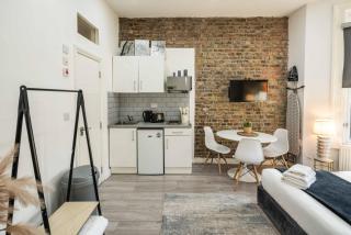 Comfortable Studio by Kilburn & Hampstead station - Londra - 2