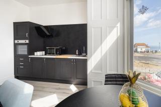 Sandbeck Apartments, Robin Hoods Bay - 1