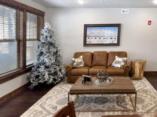 Ideal Condo 2 Minute Drive to Deer Valley's Lift - 1