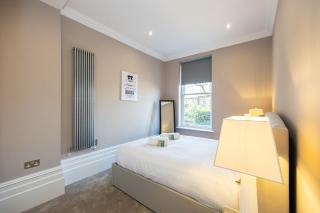 The Bowdon- Luxury Apartment Secure Gated Parking - Bowdon - 4