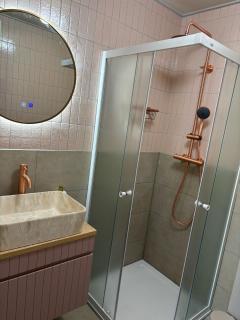 Vrijstaande en knusse vakantiewoning in Tzummarum - 5