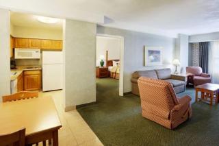 Staybridge Suites San Antonio Airport by IHG - San Antonio - 5